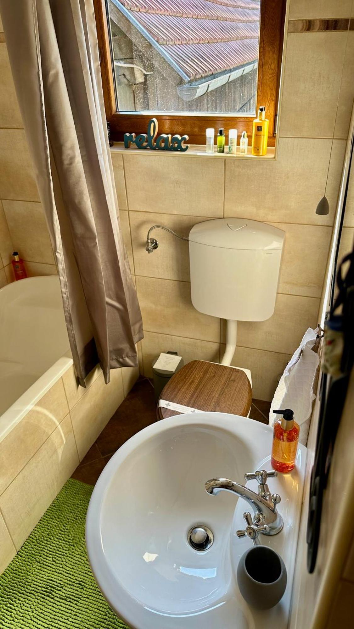Country House Novosel Duga Resa Εξωτερικό φωτογραφία